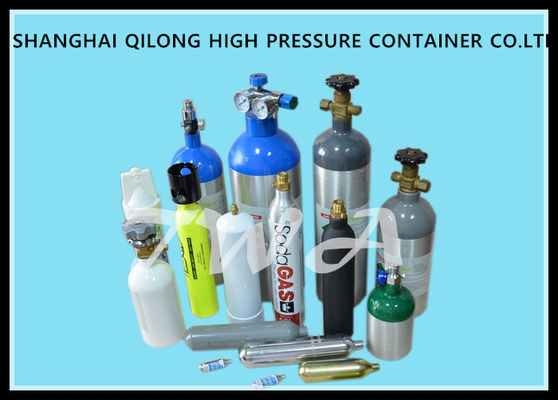 China El tanque de oxígeno comprimido de alta presión 5L del acero de aleación para el uso médico proveedor