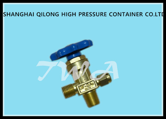 China Las válvulas de cobre amarillo del cilindro de oxígeno, QF-2A1, hilo conectaron con las válvulas de la botella del cilindro GB8335 PZ27.8 milímetro proveedor