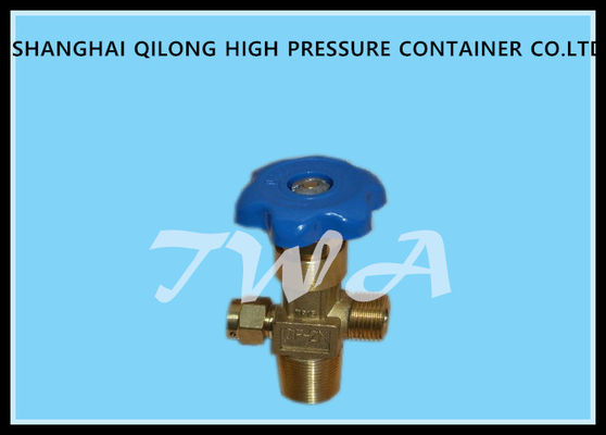 China Válvulas de cobre amarillo del cilindro de oxígeno, QF-2M, válvulas de la botella del hilo G5/8 milímetro del mercado proveedor