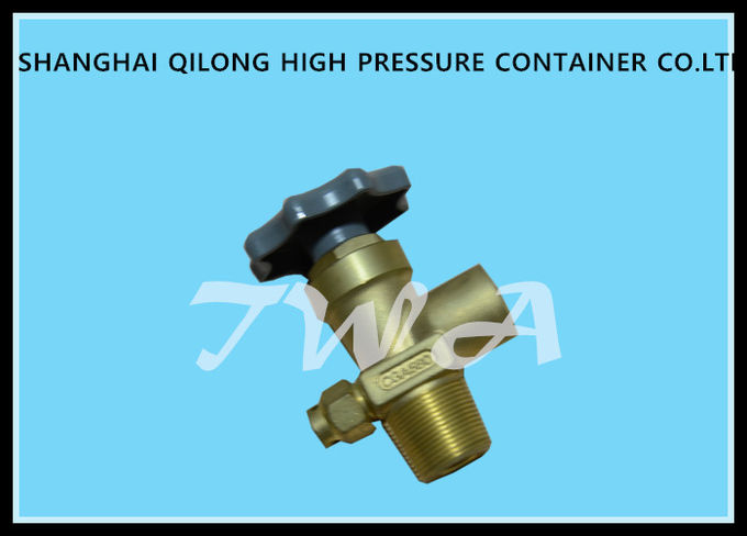 Válvula de descarga de presión ajustable del oxígeno de cobre amarillo/válvula manorreductora del gas del acetileno